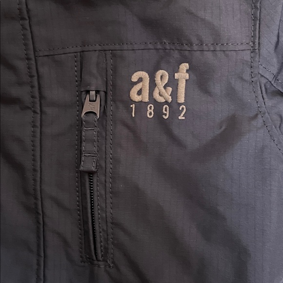 Abercrombie size 10 Navy blue jacket inner fleece w hood - Picture 2 of 8